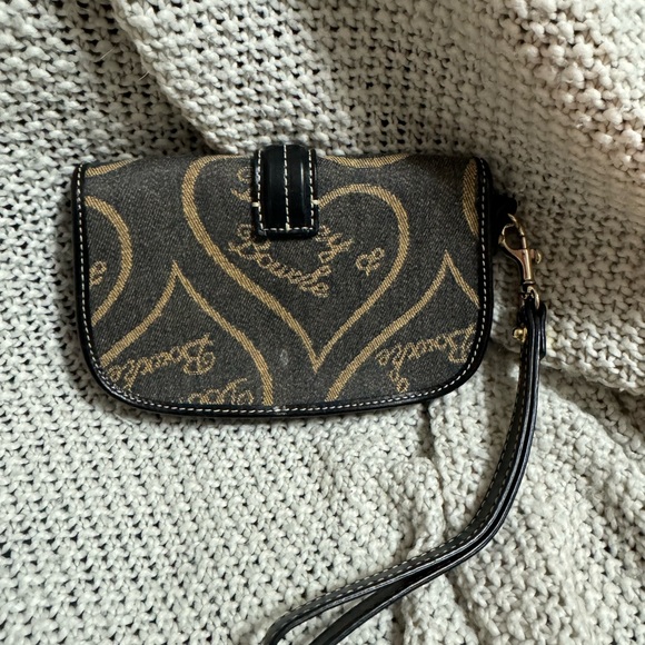 DOONEY & BOURKE DB Heart Canvas/Leather Wristlet - Picture 2 of 5
